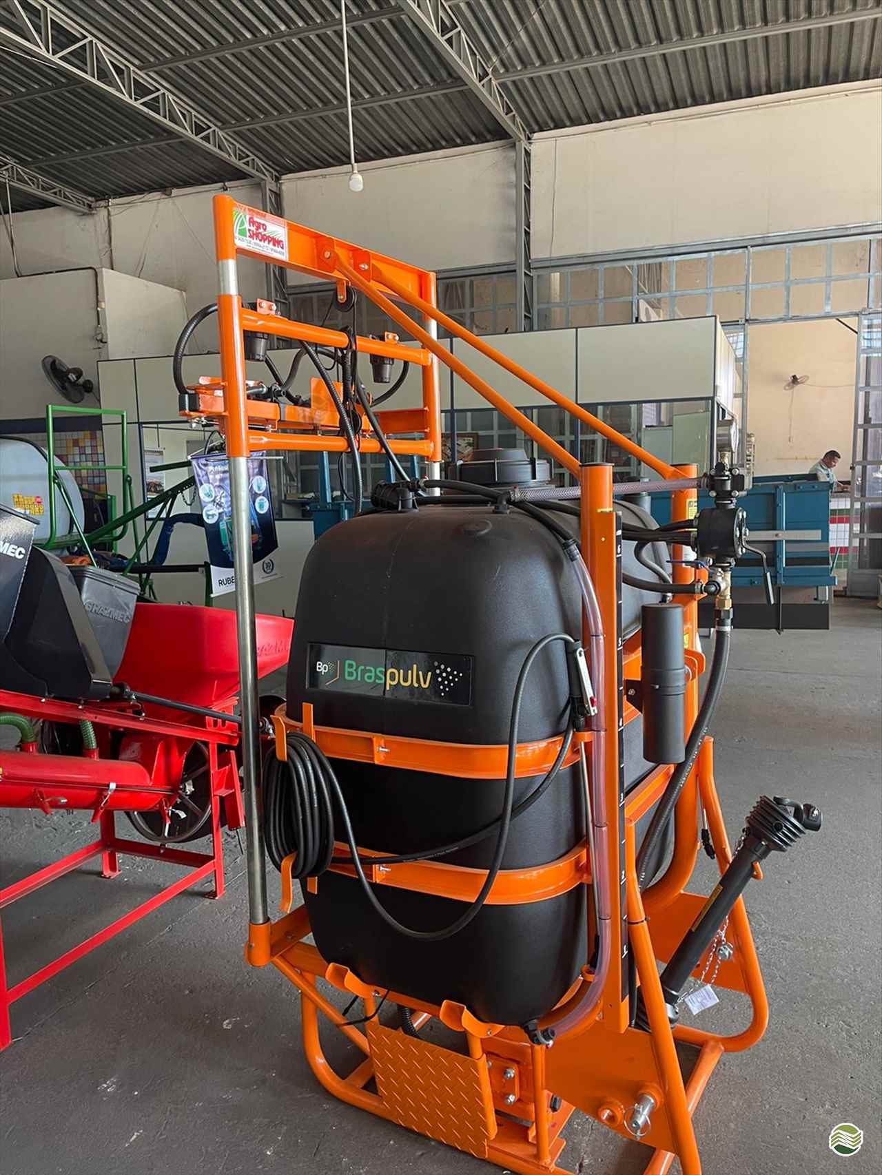 PULVERIZADOR BRASPULV 600 Litros Arrasto Agro Shopping RONDONOPOLIS MATO GROSSO MT